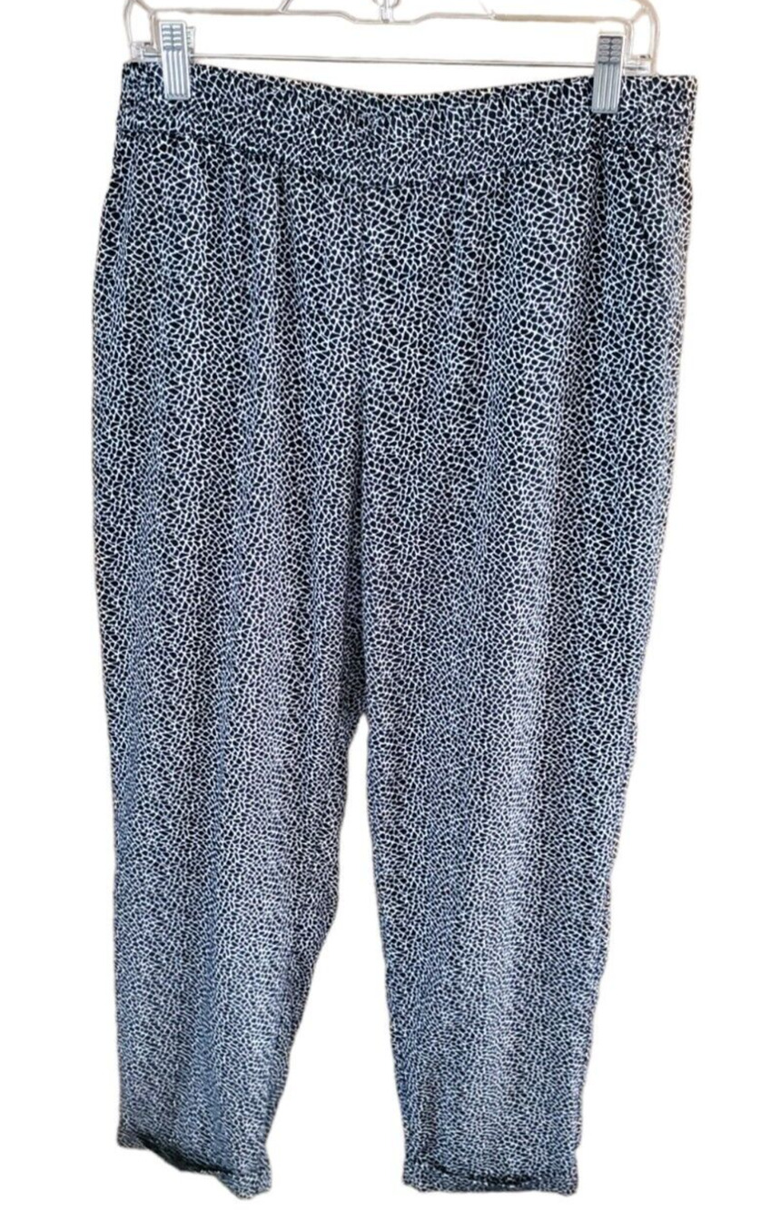Chico's Black & White Animal Print Silky Polyester Pull-On Ankle Pants Sz 1 or M